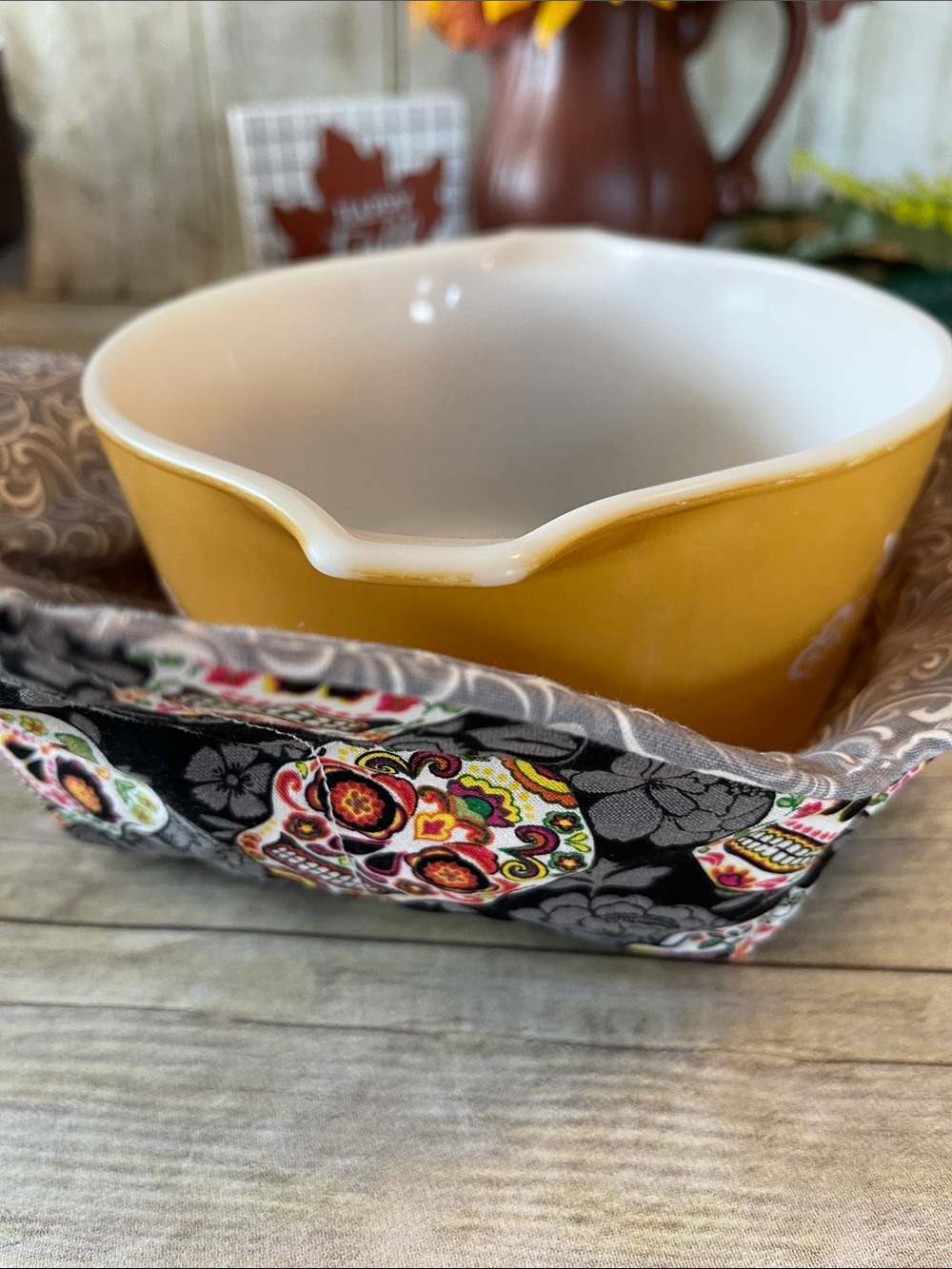 Sugar Skulls Microwave/ Ice Cream Bowl Cozy - Picture 3 of 8